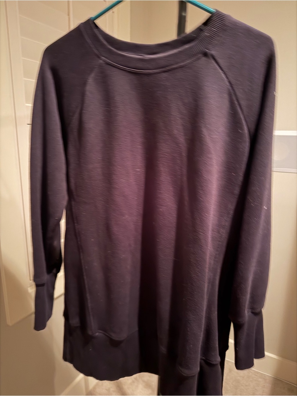Women’s Crewneck Sweater - Black